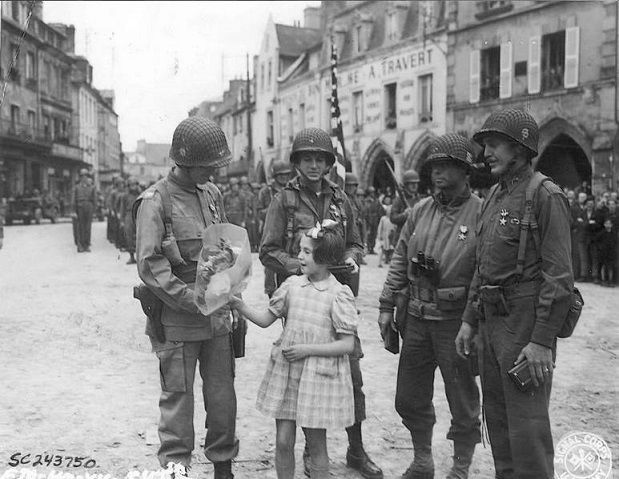 Colonel' ceremony, June 15th 44, Place de la république in Carentan, Regimental commanders- Johnson (501st PIR CO), Michaelis (502nd PIR CO), Harper (327th GIR CO), Sink (506th PIR CO)..jpg