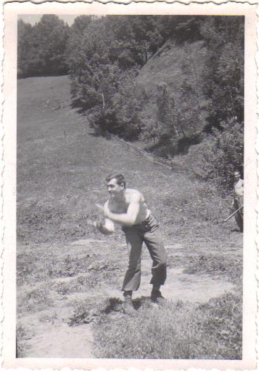 March 1945 photo of Cpt. Bill Kennedy.jpg